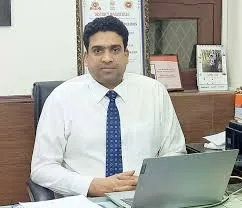 Dr. Ashu Consul
