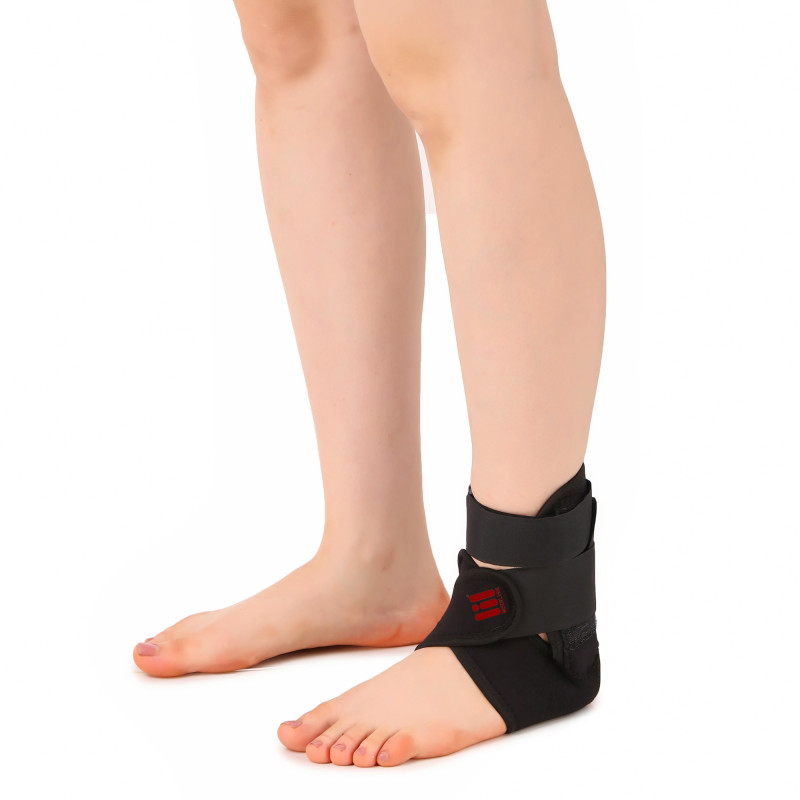 Medilink Adjustable Ankle Brace Support | Compression Ankle Stabilizer with Figure-8 Straps | Neoprene Ankle Support for Sprain Recovery & Sports Protection